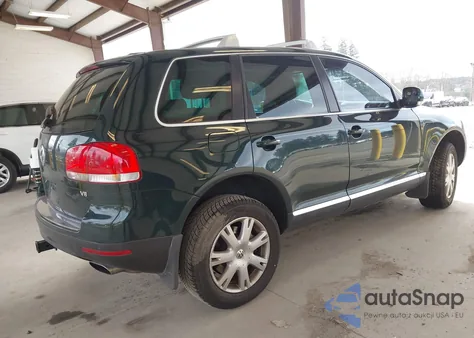 2005 Volkswagen Touareg V8 z USA, uszkodzony, nr VIN WVGMM77L65D008503